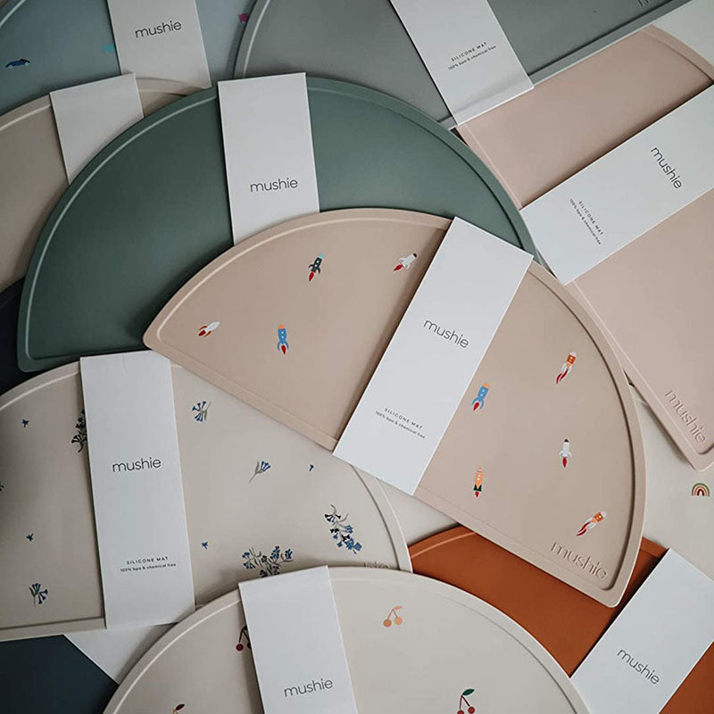 Mushie® Silikonska podloga za hranjenje Dinosaurs Mushie