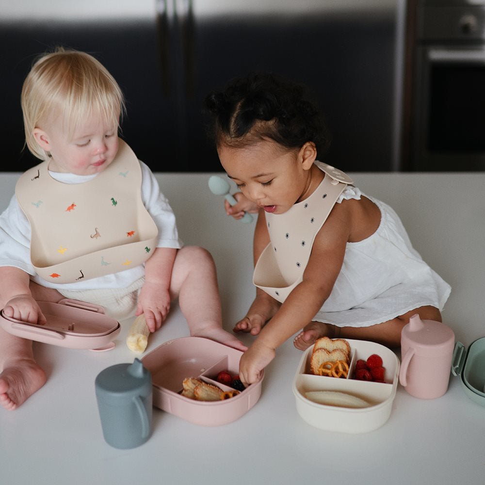 Mushie® Kozarček za učenje pitja Sippy Cup Smoke Mushie