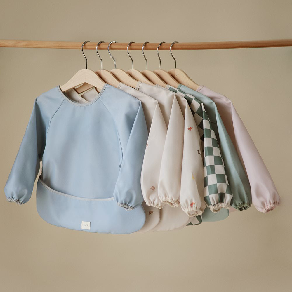 Mushie® Slinček z rokavi Rainbows Mushie