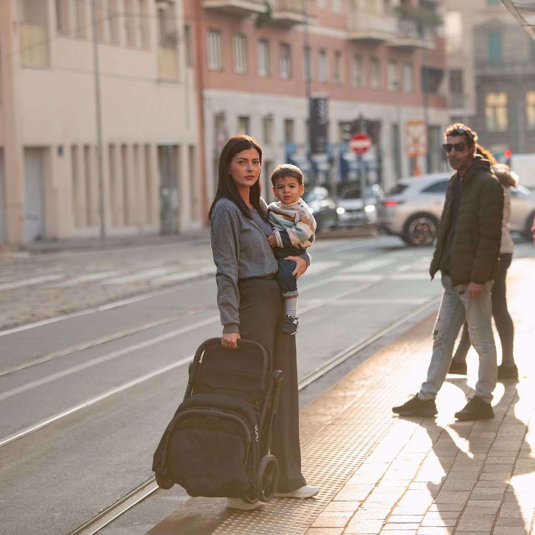 Nuna® Otroški voziček Trvl™ LX Cedar Nuna