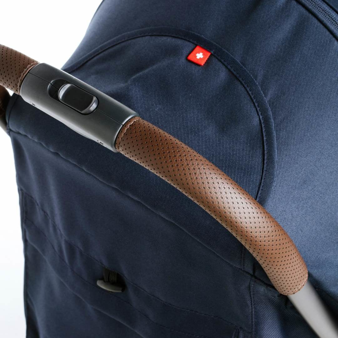 MAST® M2 Kompaktni otroški voziček Blueberry Mast