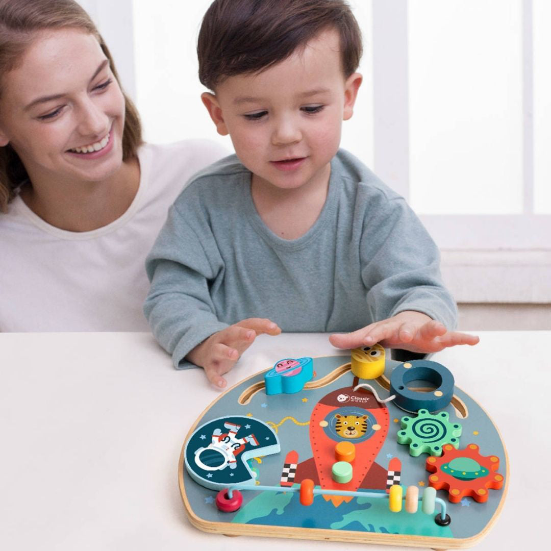 Classic World® Lesena aktivnostna tabla Vesolje Classic World