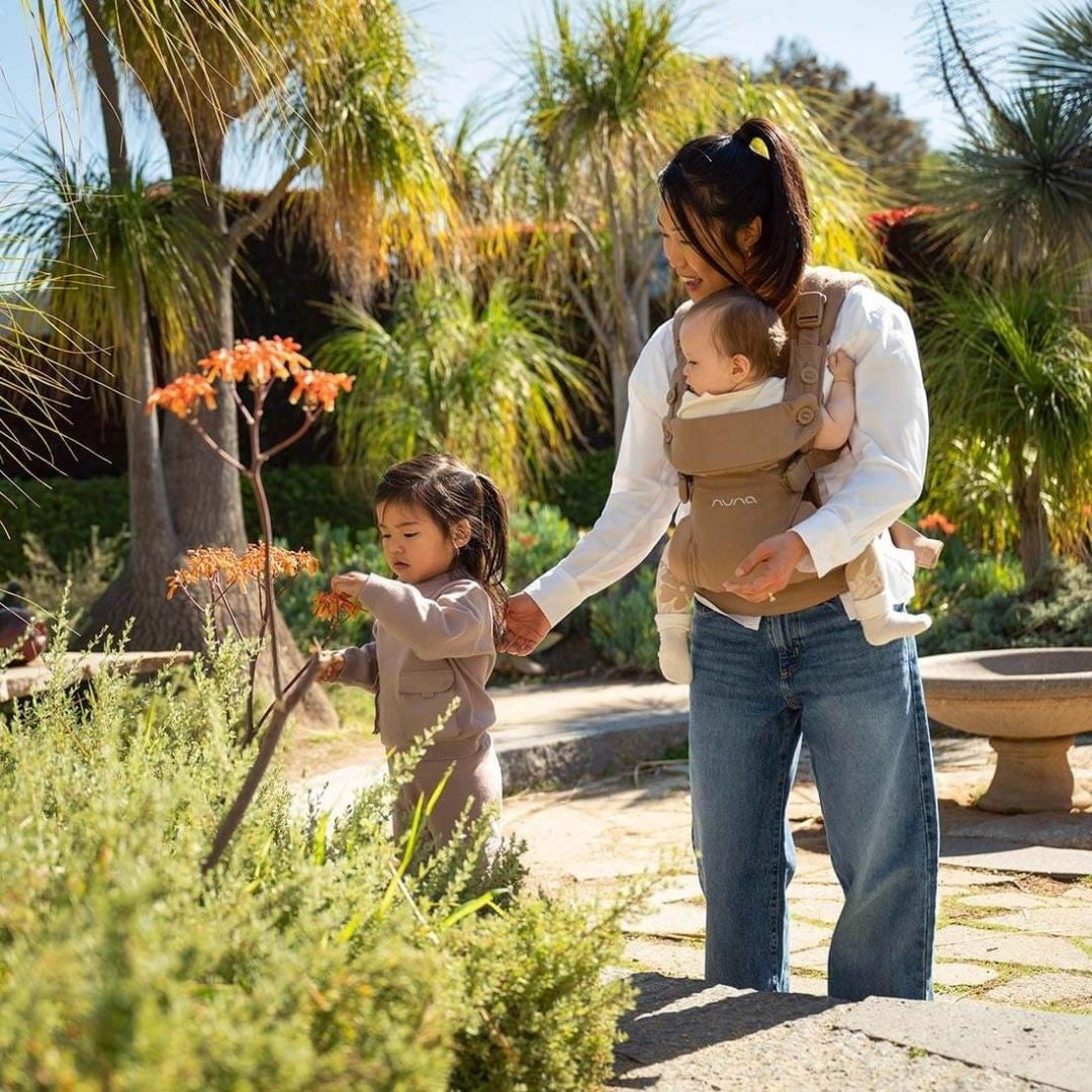 Nuna® Ergonomska nosilka Cudl™ Luxe Canyon Nuna