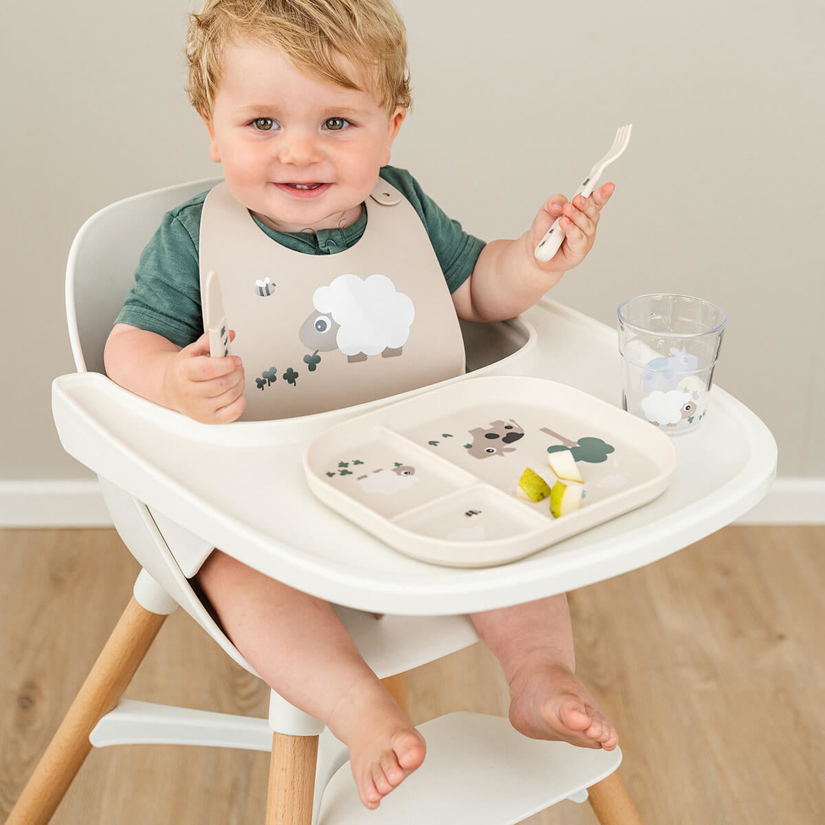 Done by Deer® Otroški deljeni krožnik Foodie Tiny Farm Sand Done by Deer