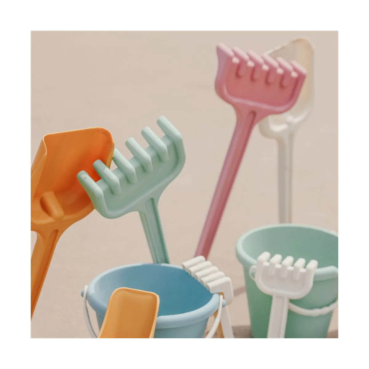 Miniland® ECO komplet lopate in grabljic Super Cool Miniland