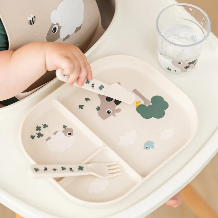 Done by Deer® Jedilni pribor Foodie Tiny farm Sand Done by Deer