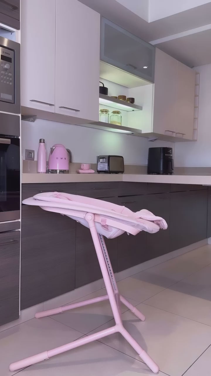 Load video: Cybex® Gold Bouncer Canvas White