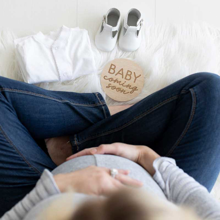 Slika za Pearhead® Drvene milestone kartice za fotografiranje trudnica